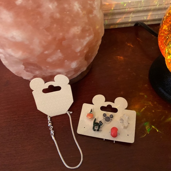 Disney - Halloween slide charms and bracelet - Picture 1 of 6